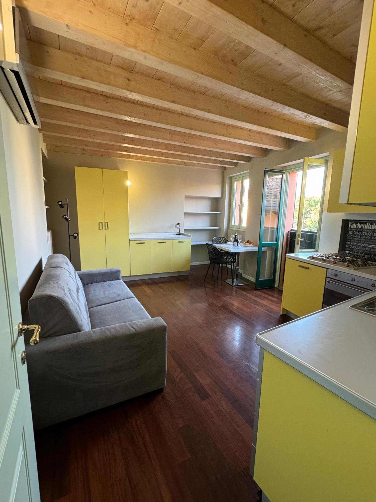 דסנזאנו דל גארדה Splendid Apartment מראה חיצוני תמונה